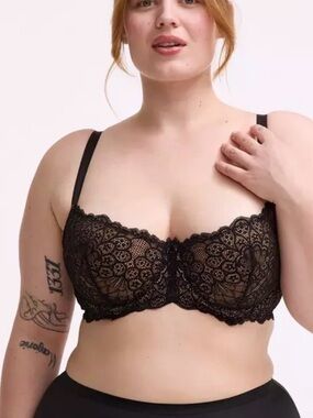 Women’s NWT torrid plus balconette unlined peacock lace straight back bra
